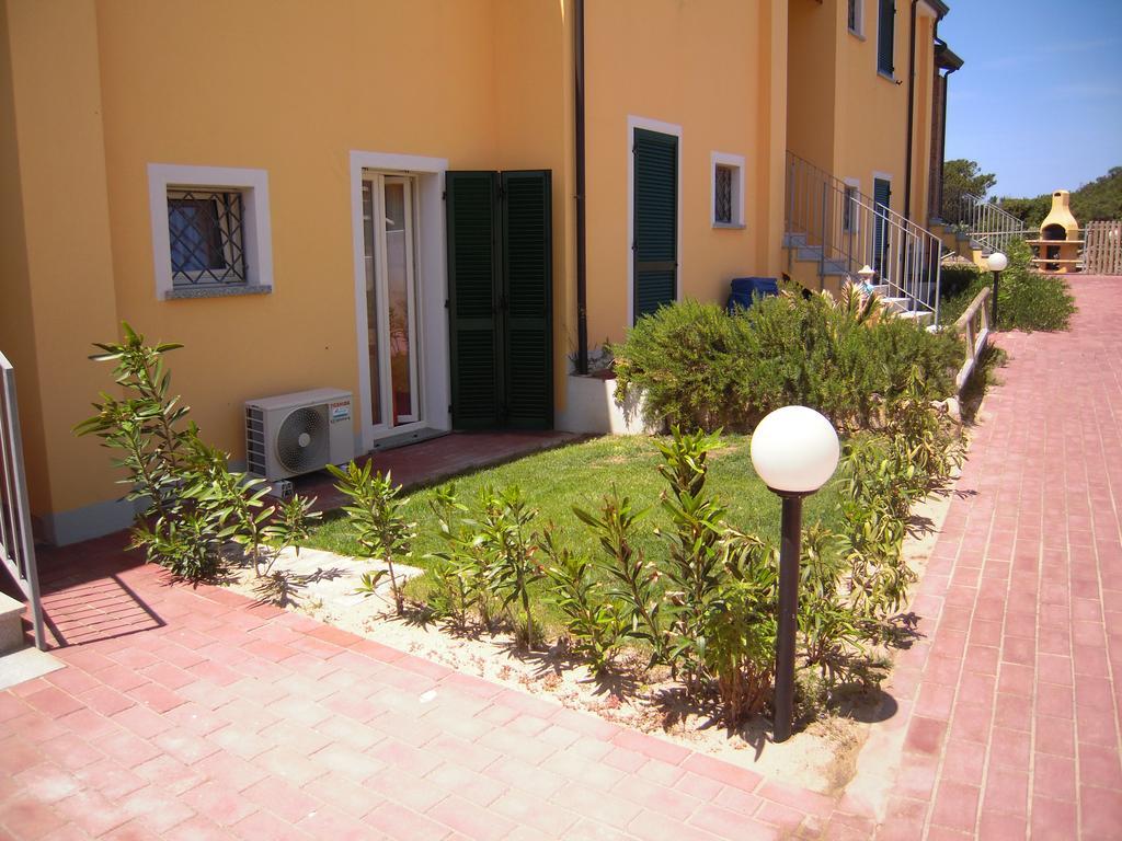 Orchidea Apartment Badesi Esterno foto