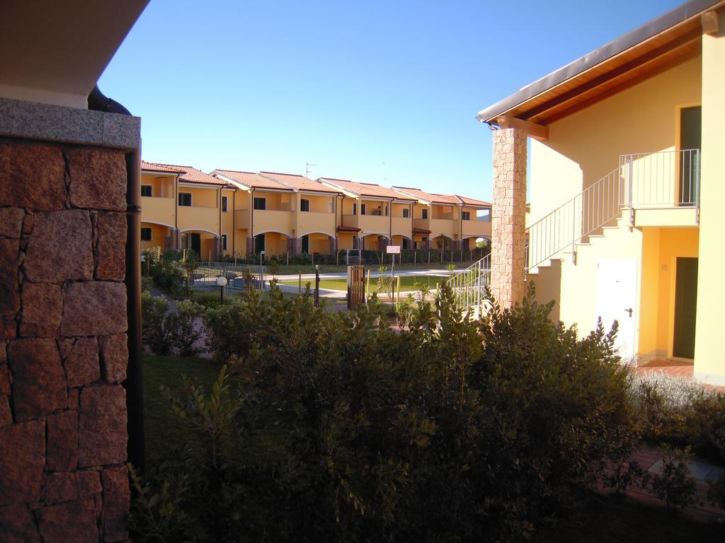Orchidea Apartment Badesi Esterno foto
