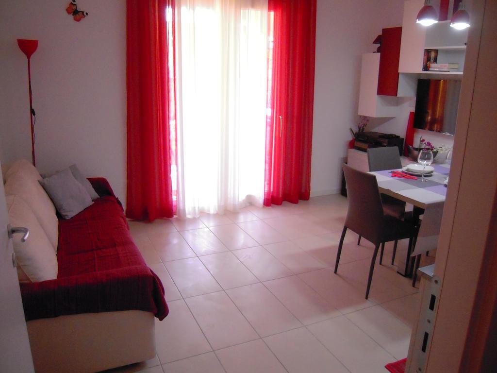 Orchidea Apartment Badesi Esterno foto
